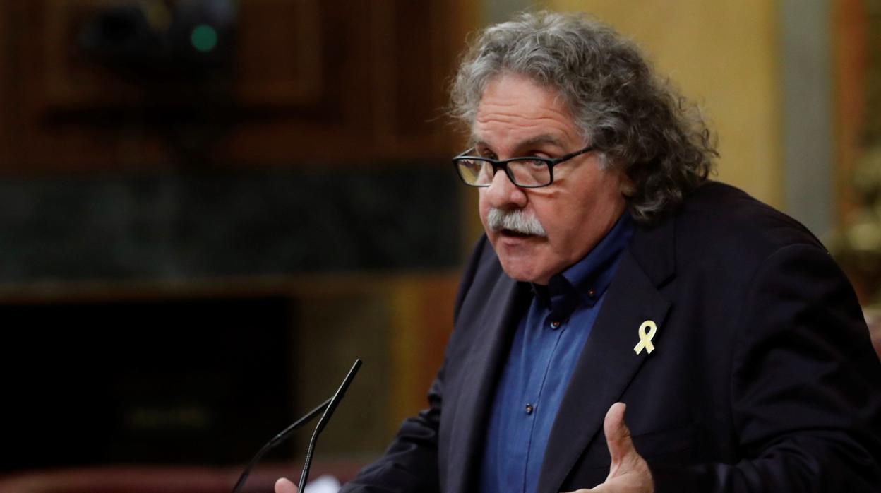 El portavoz de ERC, Joan Tardà, durante su intervención ante el pleno del Congreso este miércoles