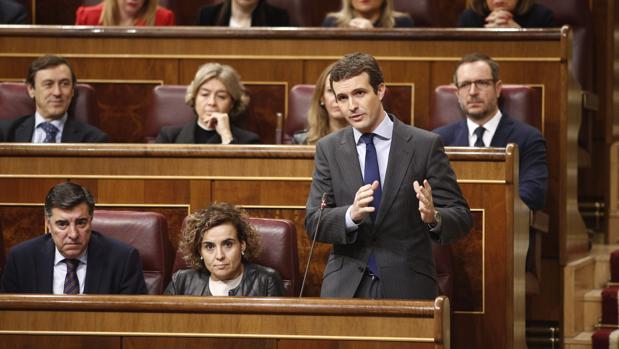 Casado advierte a Sánchez de que Torra busca un «derramamiento de sangre y una guerra civil»