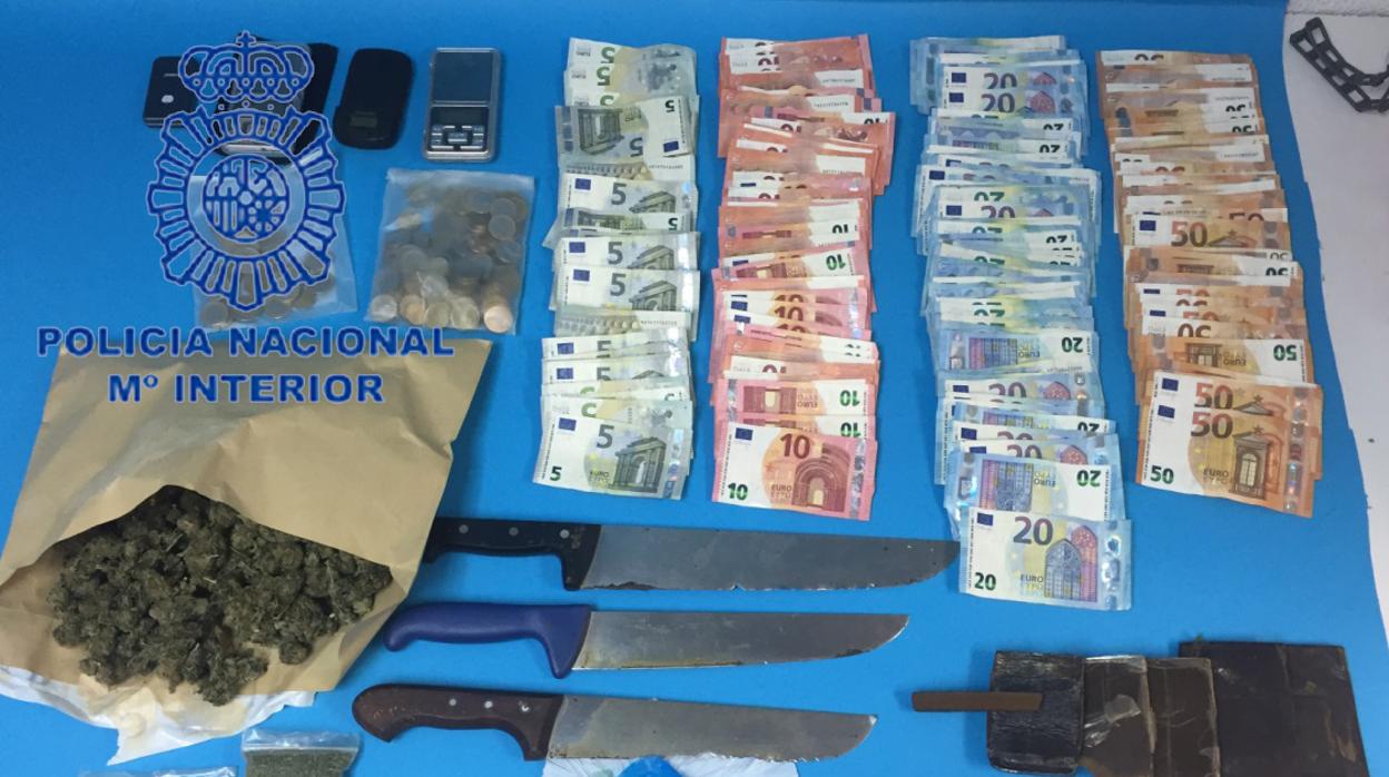 Material que los agentes de Policía Nacional se han incautado en las cinco operaciones contra la droga en Valencia