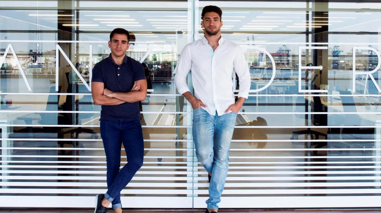 Alberto Mas (izqda), y Gabriel Vicedo, fundadores de la empresa InsectFit