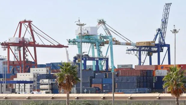 El puerto de Valencia es el primero de Europa en usar la energía del hidrógeno