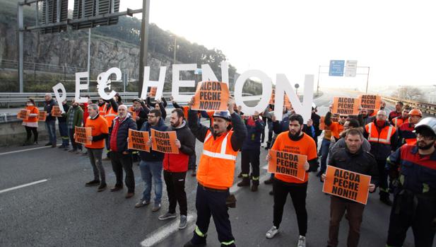 El Gobierno no garantiza mantener los empleos en las plantas de Alcoa desde el 1 de julio