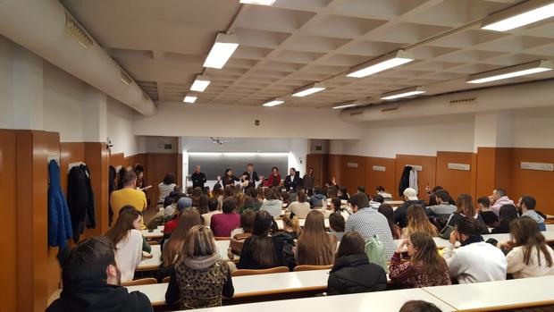 Expedientan a un profesor universitario tras la enésima queja: un examen exprés y él no se presenta