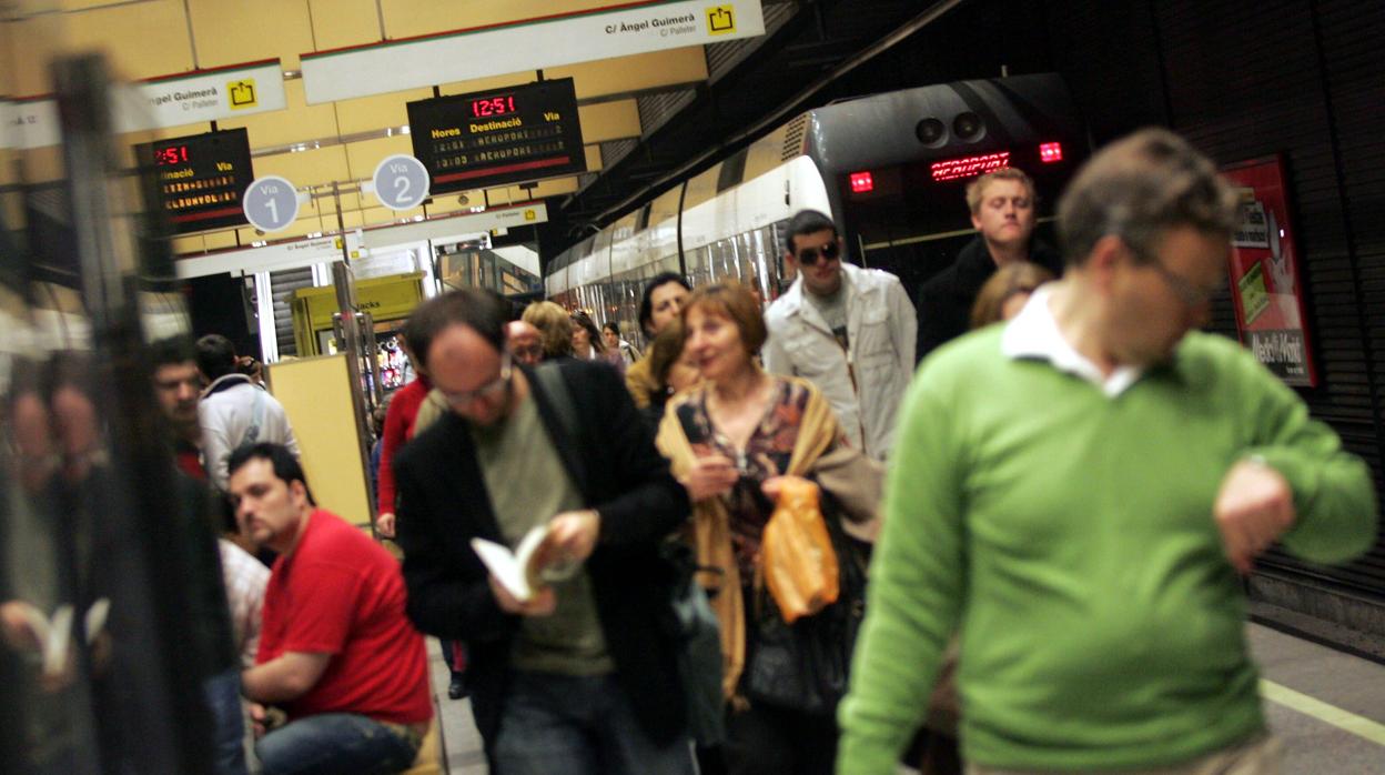 Imagen de las instalaciones del Metro de Valencia durante una jornada de huelga