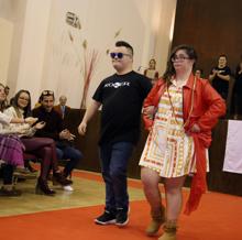 Desfile de moda inclusivo a favor de Down Toledo