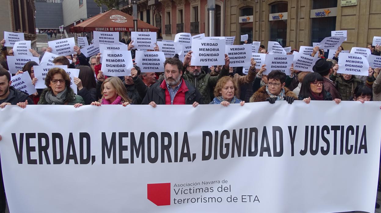 Las víctimas del terrorismo de ETA en una concentración el pasado diciembre