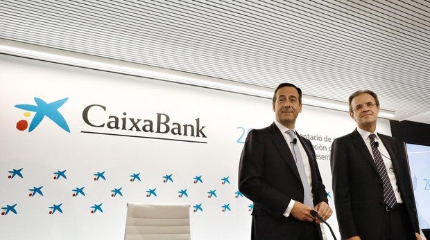 CaixaBank eleva su beneficio un 17,8% en su primer año completo con la sede fuera de Cataluña