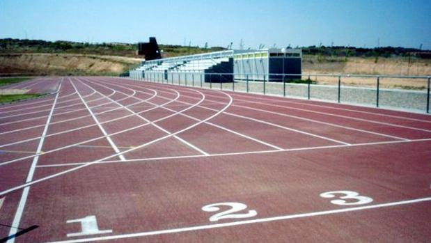 El lunes se abre la pista de atletismo del Polígono