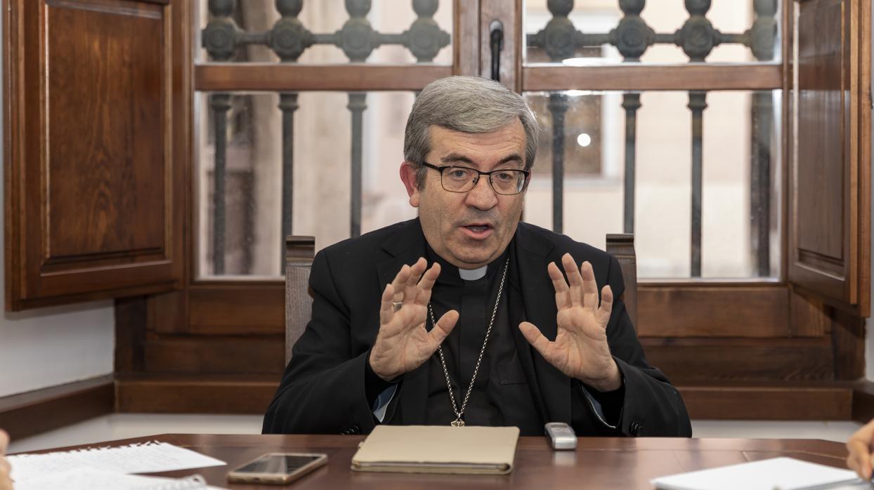 El protavoz de la Conferencia Episcopal, monseñor Luis Argüello