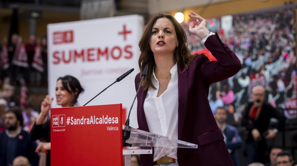Imagen de la socialista Sandra Gómez tomada durante su proclamación como candidata a la Alcaldía de Valencia