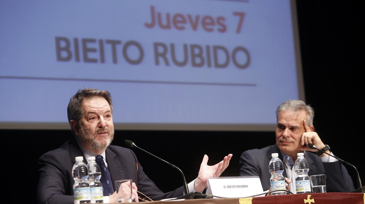 El director de ABC durante la inauguración de la VII edición del Foro España a Debate