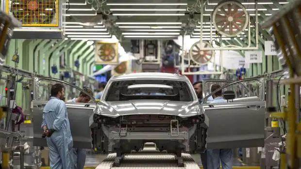 Ford Almussafes cae un 11% en exportaciones y busca mercados en Asia y África