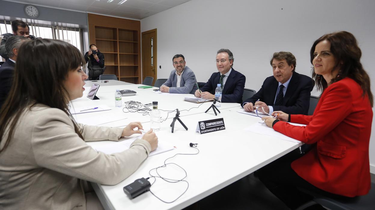 Reunión de la Comisión de Investigación en el Ayuntamiento de León