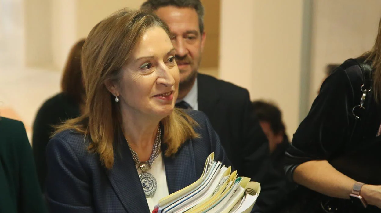 La presidenta del Congreso, Ana Pastor, la semana pasada antes de comparecer en la comisión de investigación sobre el accidente del Alvia