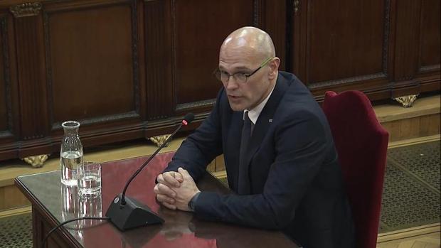 Romeva defiende la autodeterminación «tras intentarlo todo»