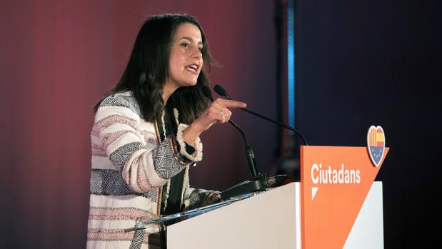 Ciudadanos deja en manos de Arrimadas decidir su futuro político