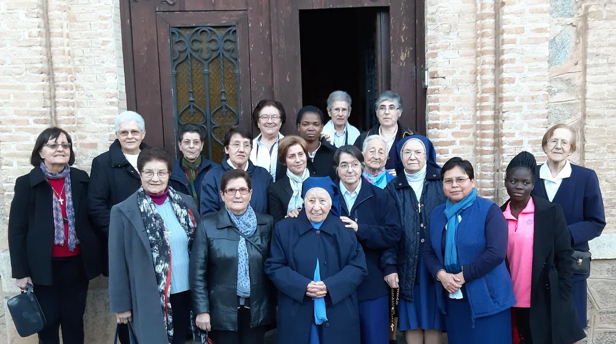 Las últimas monjas en Consuegra estuvieron acompañadas el pasado sábado por otras hermanas que pasaron por la comunidad