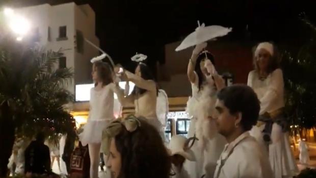 Vídeo: esto grabó un turista en Canarias del carnaval de Los Indianos