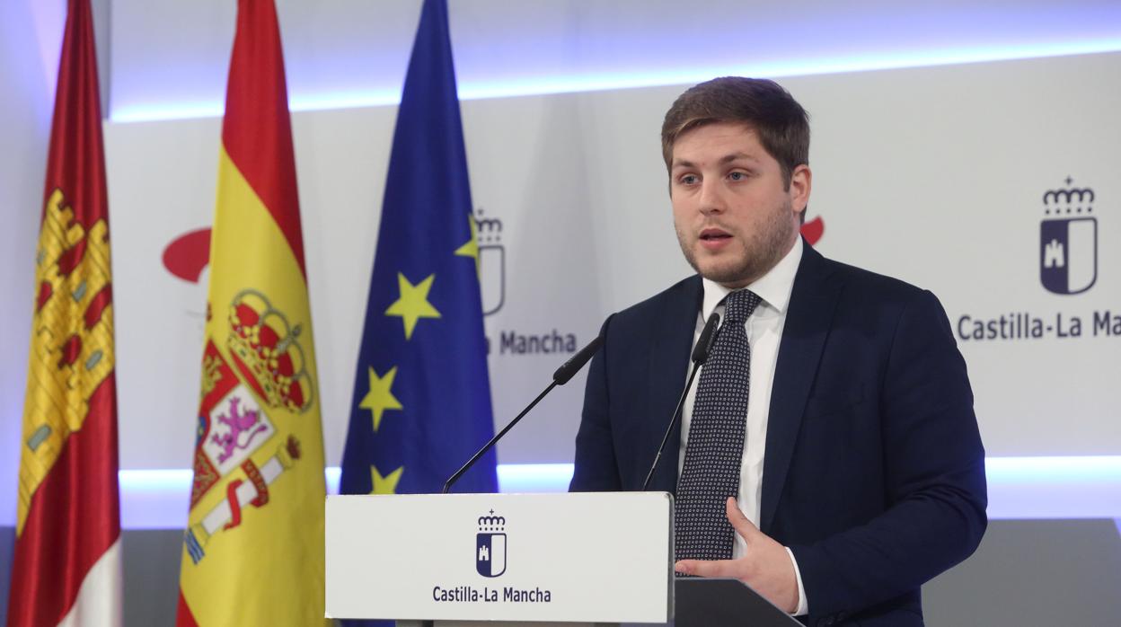 Nacho Hernando, portavoz del Gobierno regional, durante la rueda de Prensa