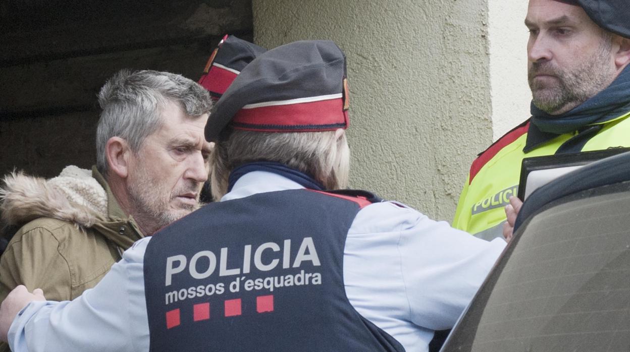 El principal sospechoso del crimen de Susqueda, Jordi Magentí, cuando fue detendio por los Mossos