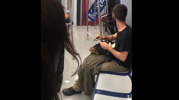 El joven que afiló un cuchillo en Metro es cortador profesional de jamón