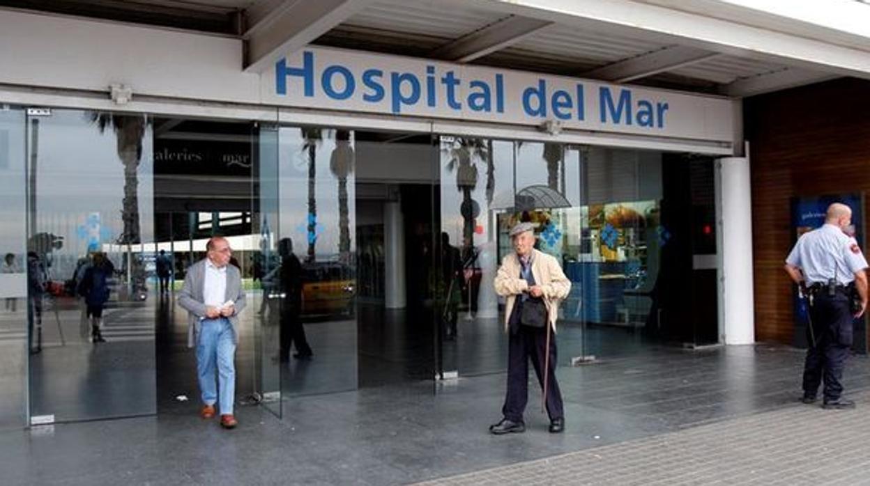 Entrada del Hospital del Mar de Barcelona