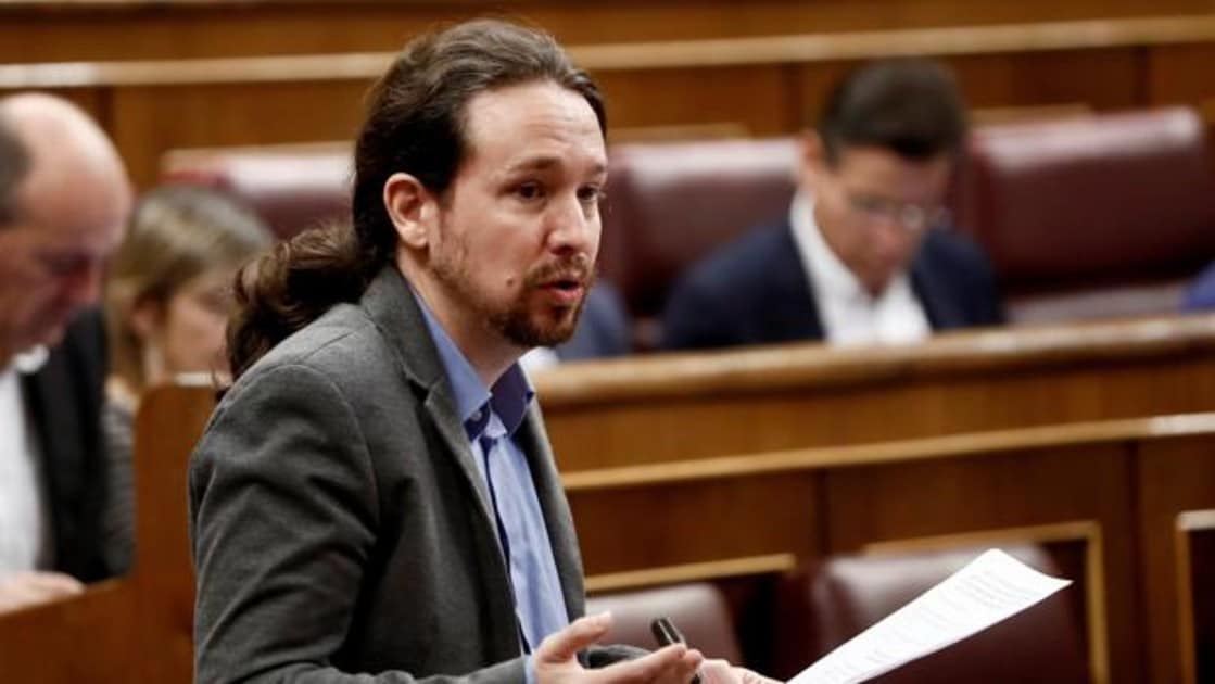 El líder de Podemos, Pablo Iglesias, durante una intervención en la sesión de control al Gobierno en octubre
