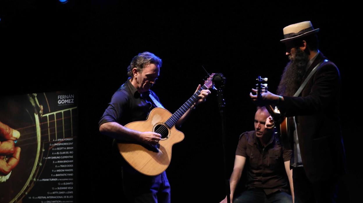 El Fernán Gómez, bajo el paraguas del blues, el country y el folk