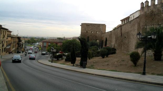 Atropellan en Toledo a una mujer con síndrome de Down en la calle Carrera