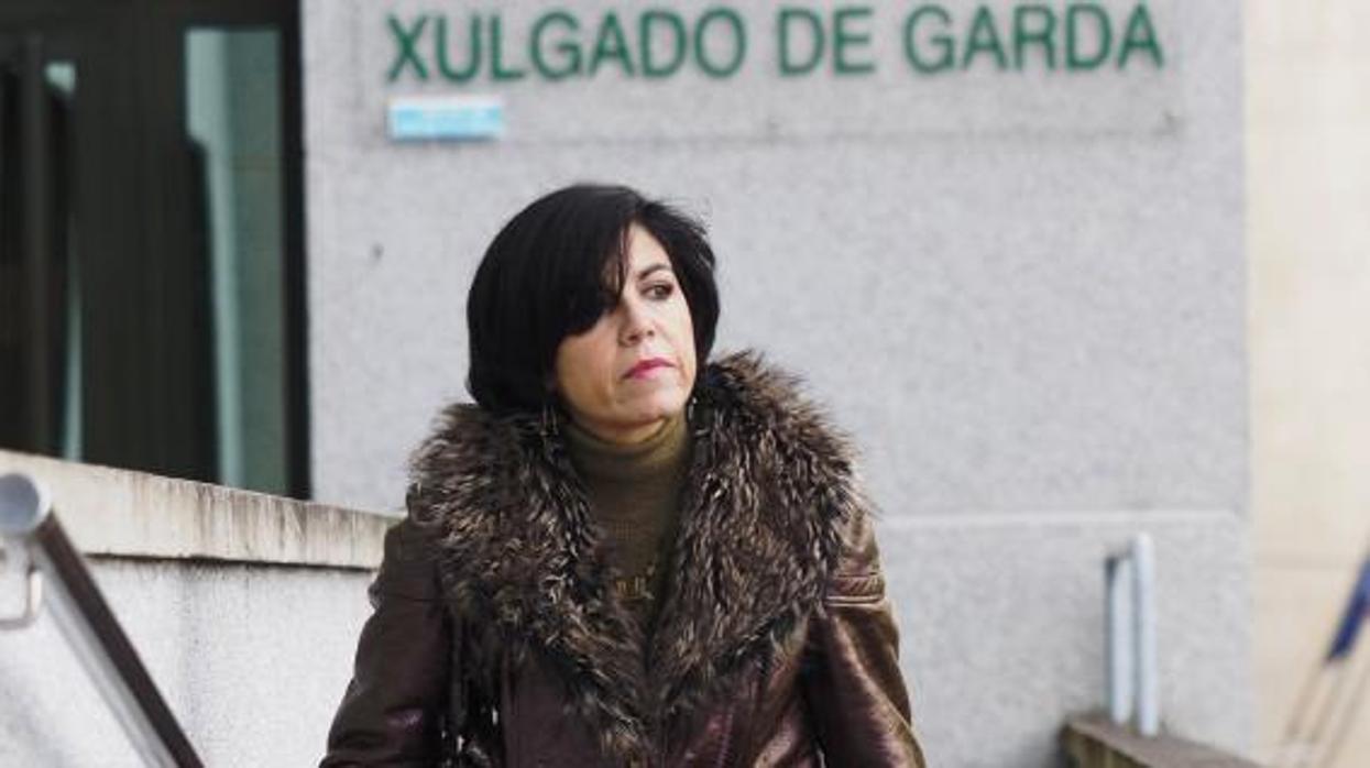 La magistrada Pilar de Lara, frente a los juzgados de Lugo