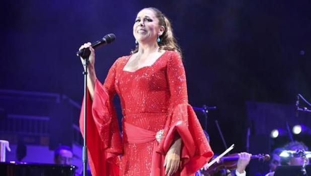 El PSOE permitió a Isabel Pantoja no pagar en Canarias el alquiler de su espectáculo