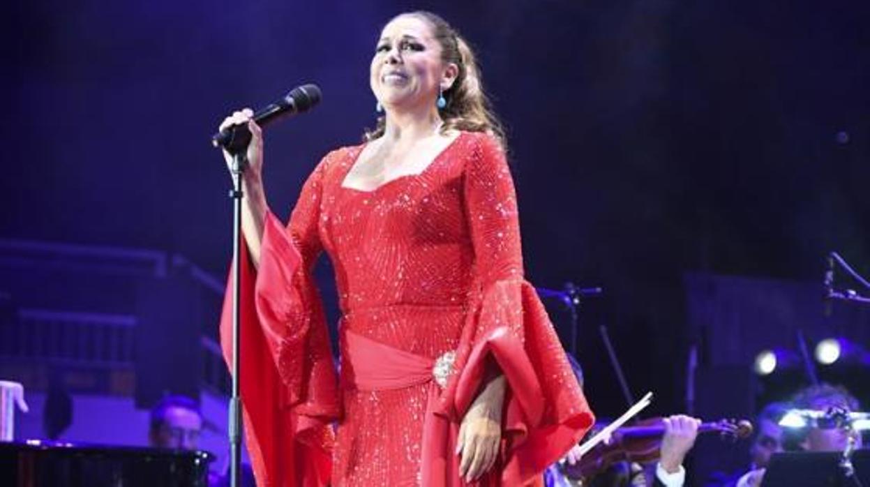 Isabel Pantoja en el Gran Canaria Arena