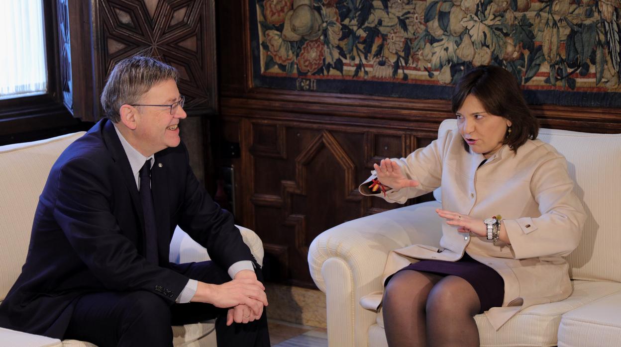 Imagen de archivo de Ximo Puig e Isabel Bonig tomada en el Palau de la Generalitat