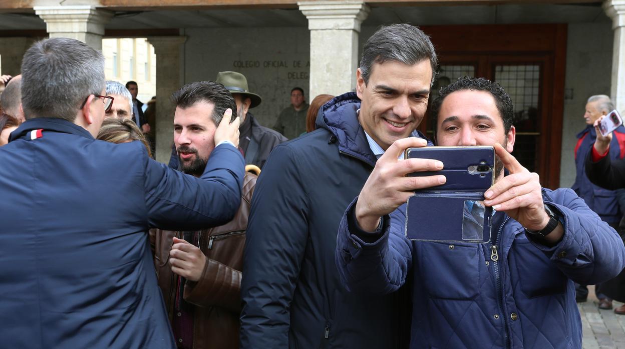 El presidente del Gobierno y candidato del PSOE a la reelección, Pedro Sánchez, de visita en Palencia