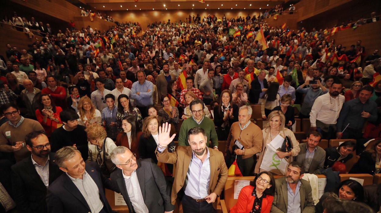 Santiago Abascal, líder de Vox, ayer durante un acto de la campaña electoral del 28A