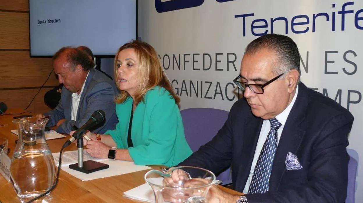 Zurita (PP) anuncia un plan en Canarias contra la «turismofobia»