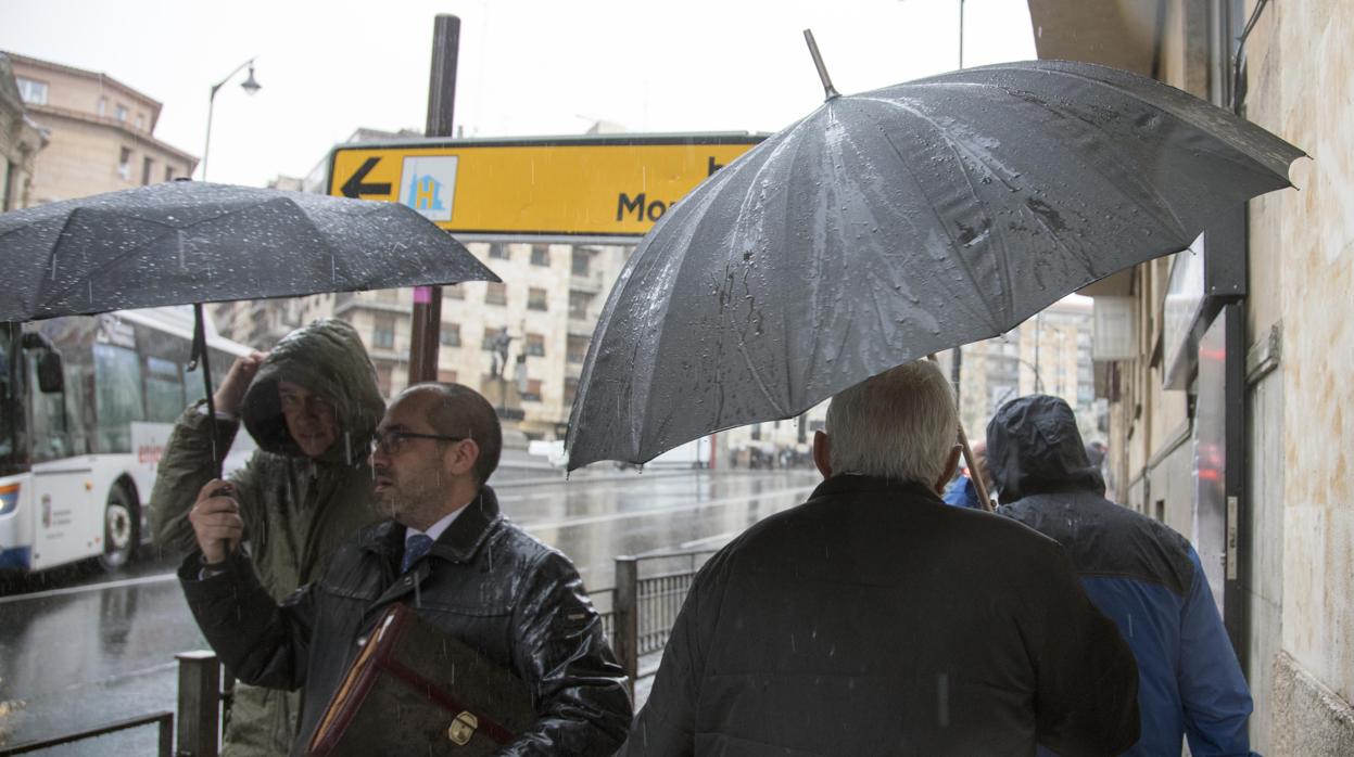 LLuvia y viento en Salamanca, durante el paso de la borrasca Laura, el pasado marzo