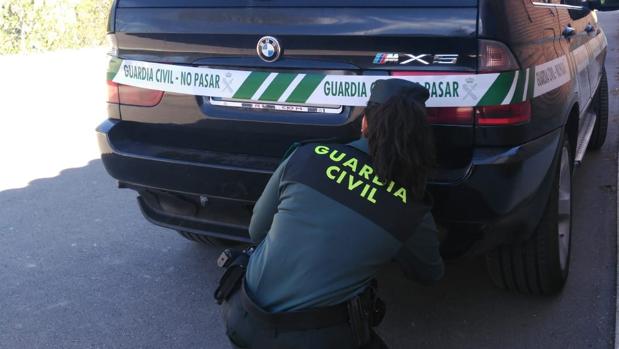 Les citan en un juzgado por narcotráfico y acuden con droga en el coche