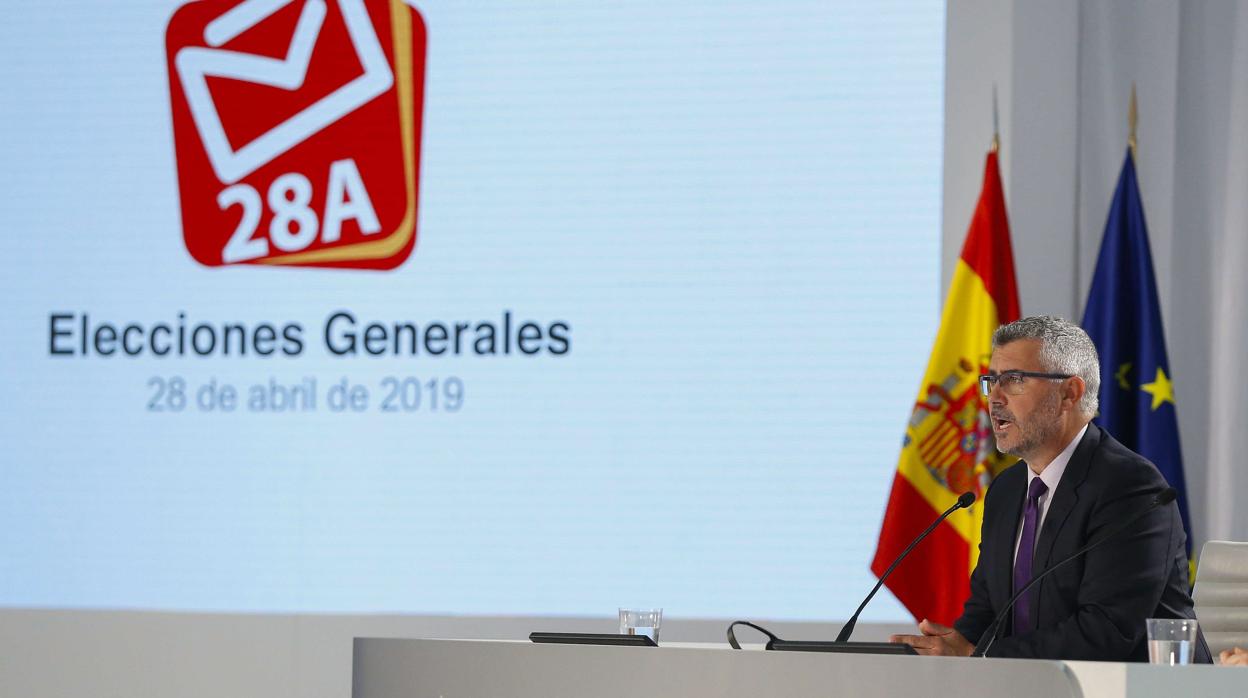 El Secretario de Estado de Comunicación Miguel Ángel Oliver, durante la rueda de prensa ayer en el Centro Nacional de Datos en Madrid