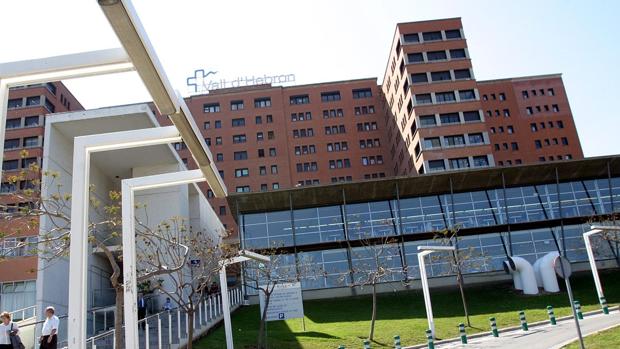 Mueren dos bebés prematuros y aislan a otros tres por una infección bacteriana en el Hospital Vall d'Hebron