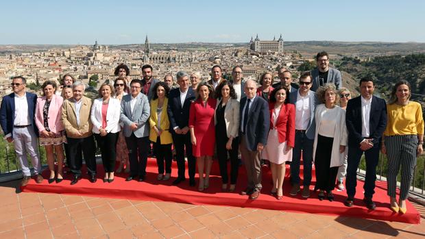 Tolón presenta una candidatura «para ganar» y, también, «para gobernar»