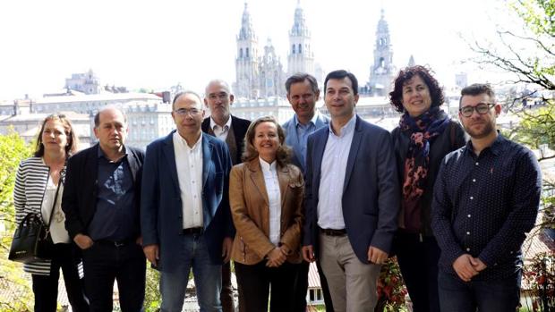 Caballero acusa al PP de hacer la «estrategia del avestruz» tras su multitudinario acto en O Pino