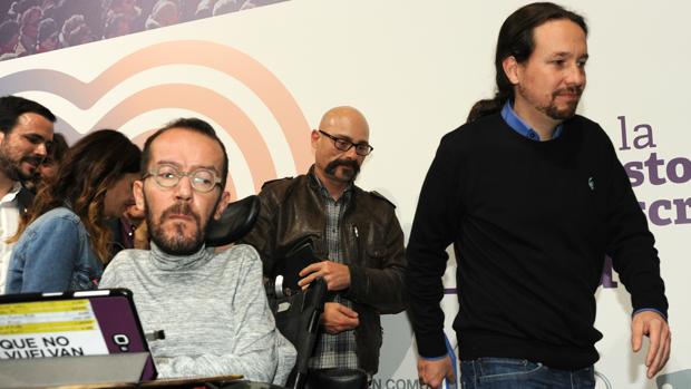 Echenique, a la última fila del Congreso