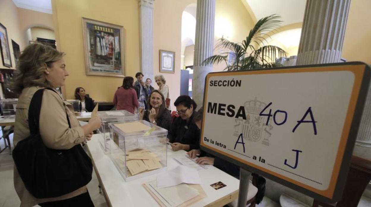 La revolución femenina de los últimos años aún no ha llegado a la clase política