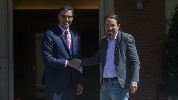 Pablo Iglesias pide «discreción» y «prudencia» aunque emplaza a un acuerdo con Pedro Sánchez