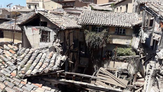 Se derrumba un edificio en ruinas en el callejón de Niños Hermosos de Toledo