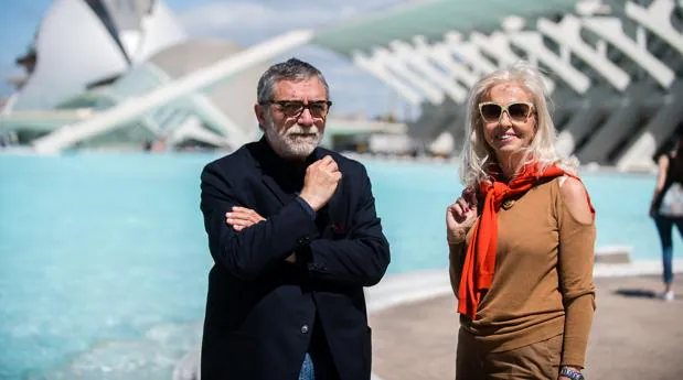 Jaume Plensa y Hortensia Herrero visitan la Ciutat de les Arts para ultimar detalles de la exposición del artista