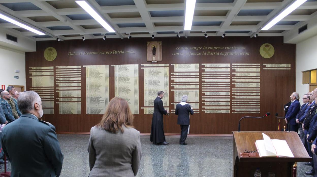 Inauguración del memorial, en la Comandancia de Zaragoza