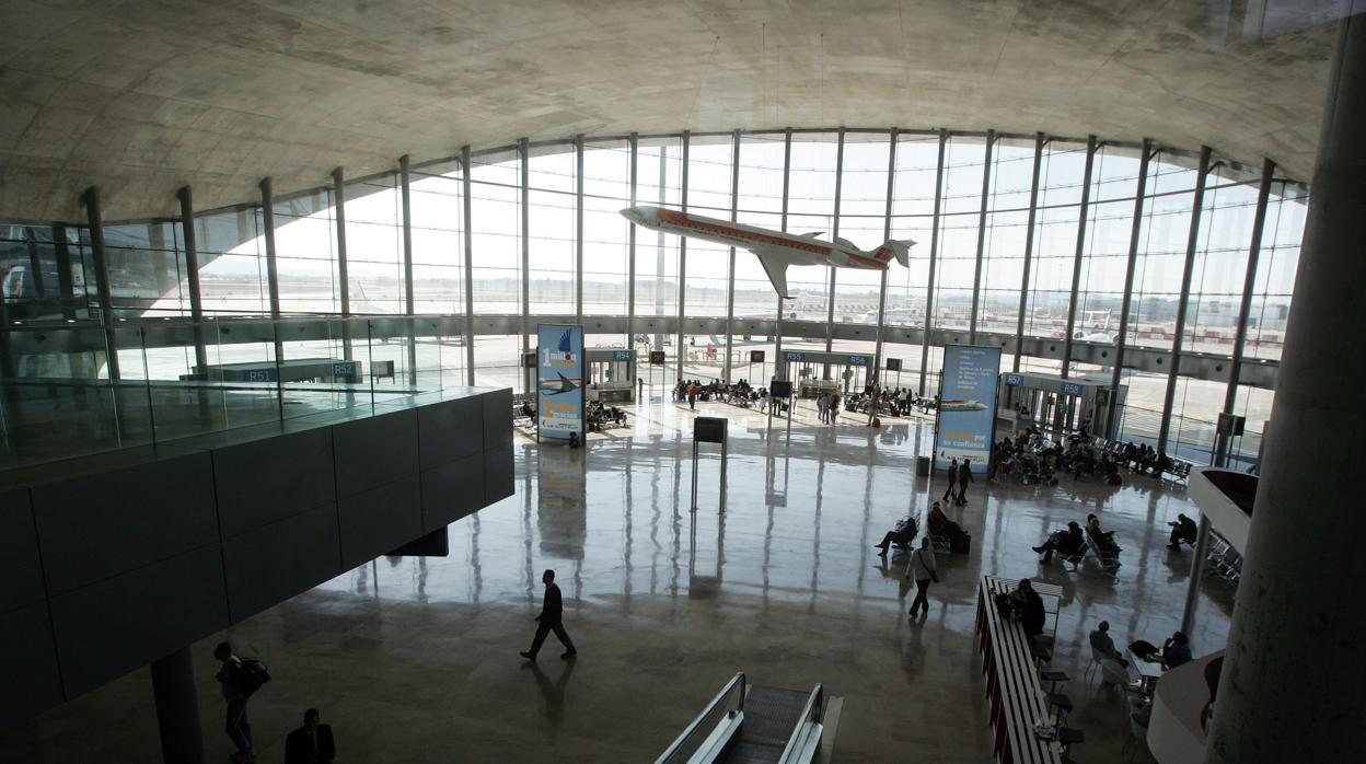 Imagen de archivo del Aeropuerto de Manises (Valencia)
