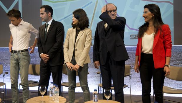 Ciudadanos cubre el hueco del PP en el segundo debate autonómico, con más choques entre candidatos